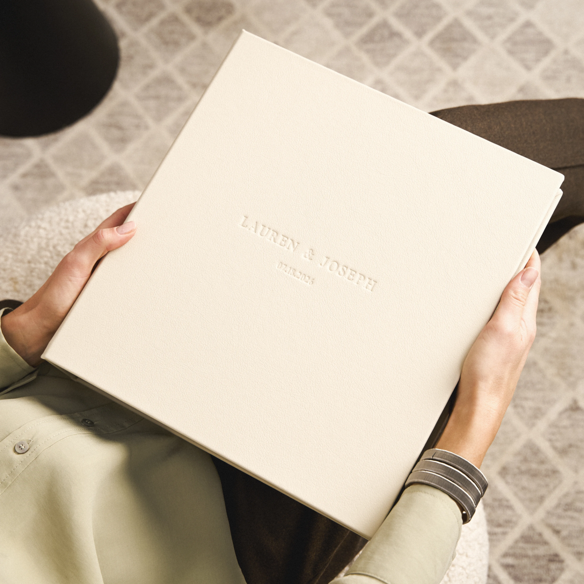 Eco Leather Slip In Photo Album for 100-1000 4x6 Photos - Image 3