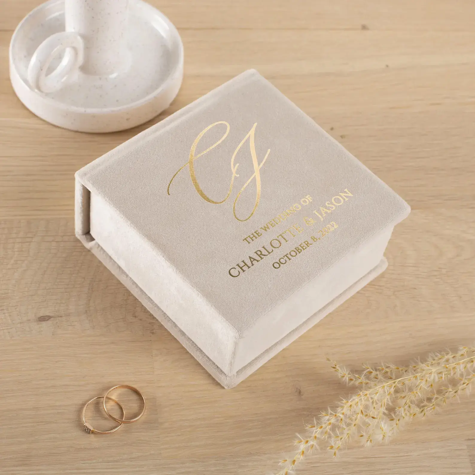 Velvet Ring Box with Slot Cushion - Image 2