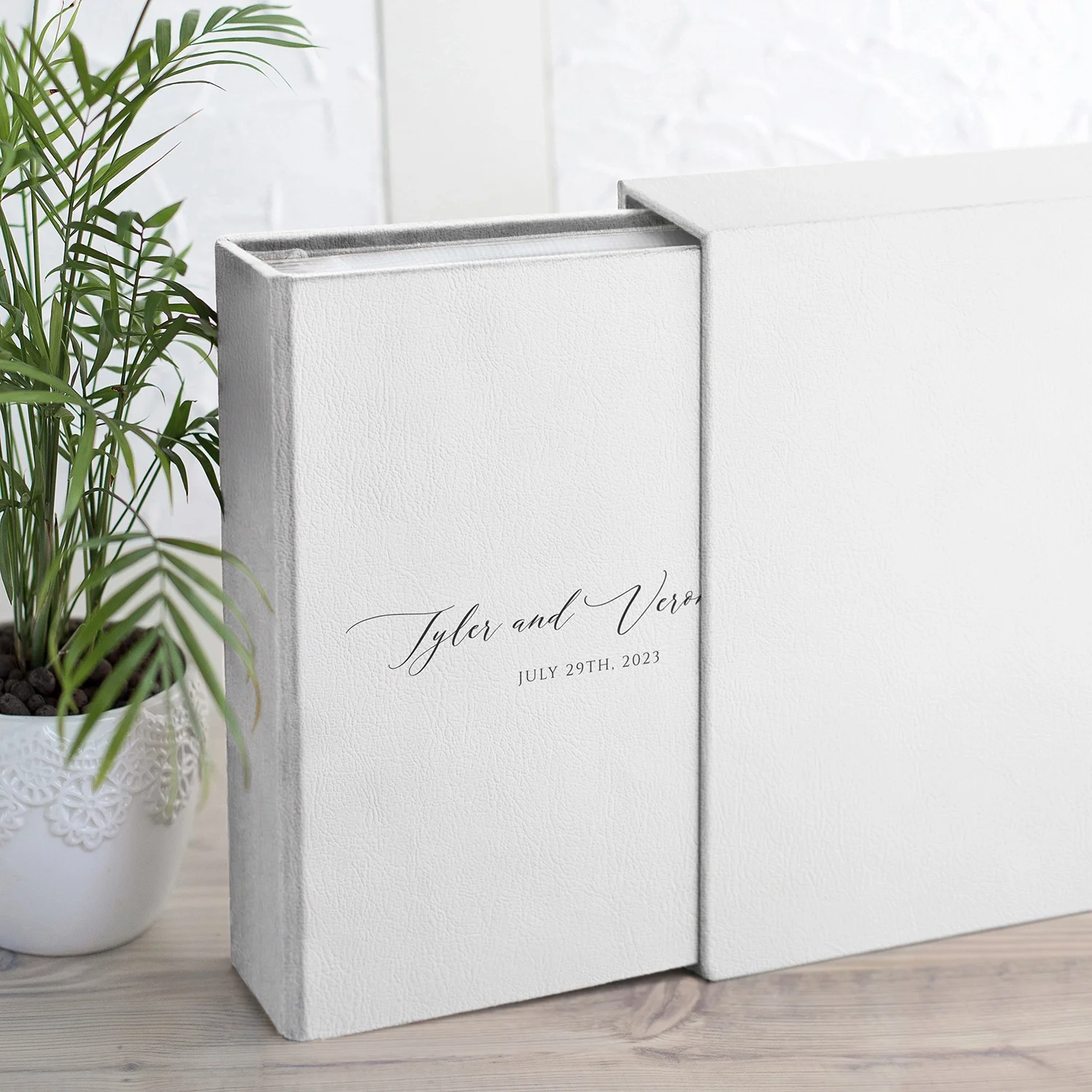 Eco Leather Slip In Photo Album for 8x10 Photos UV - Image 6