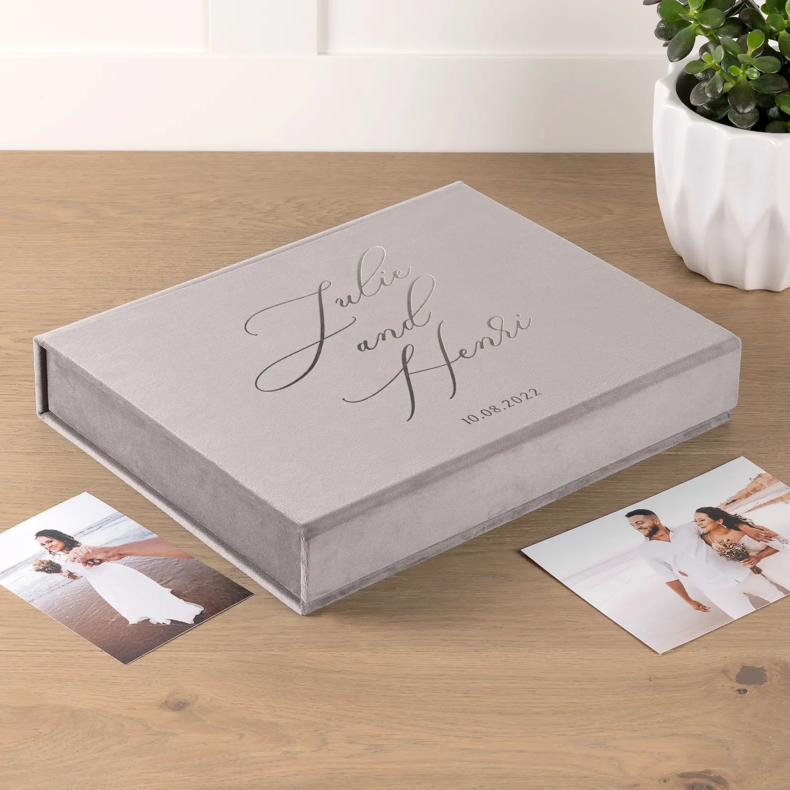 Velvet Keepsake Box Magnet Closure