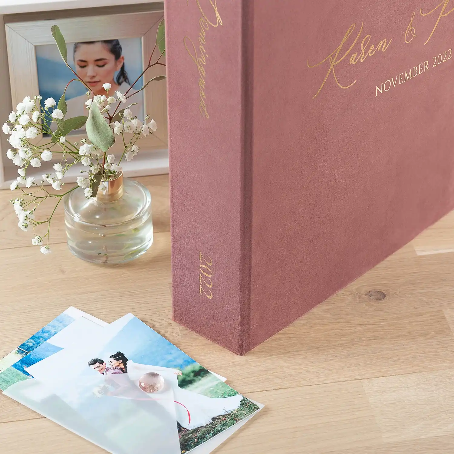 Velvet Slip In Photo Album for 100-1000 4x6 Photos - Image 4