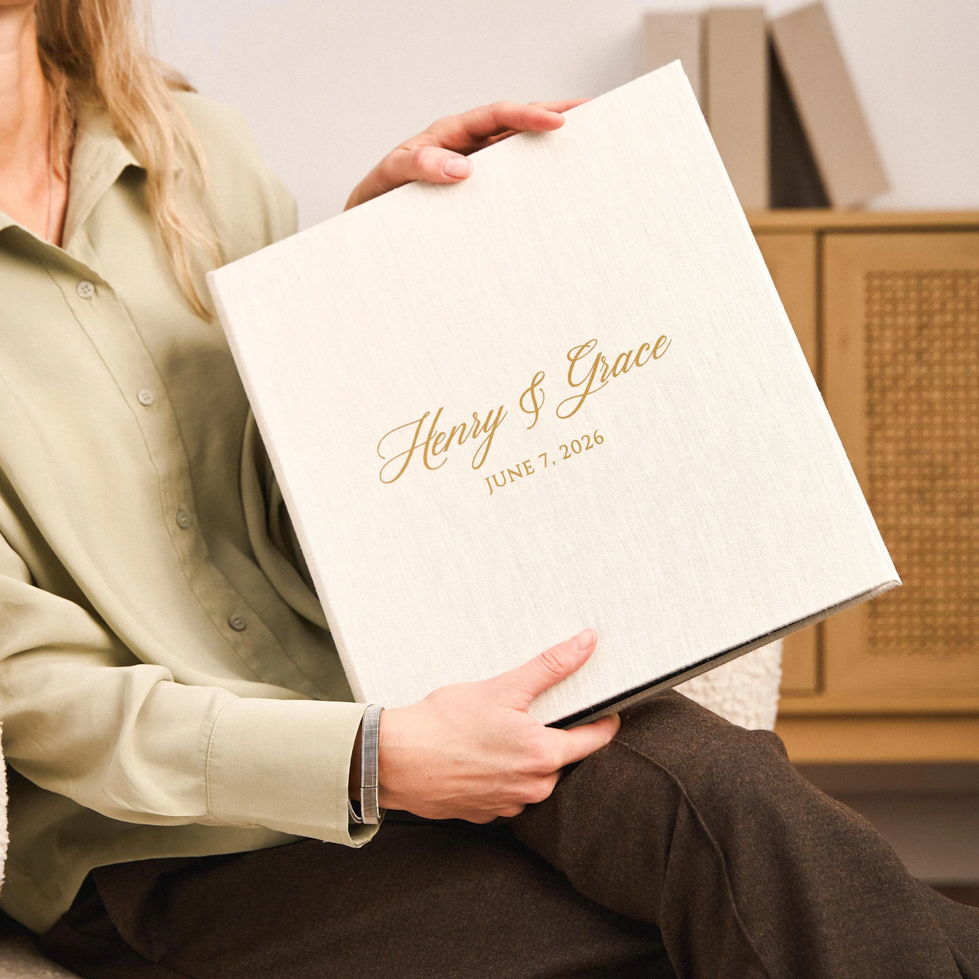 Linen Slip In Photo Album for 100-1000 4x6 Photos - Image 6
