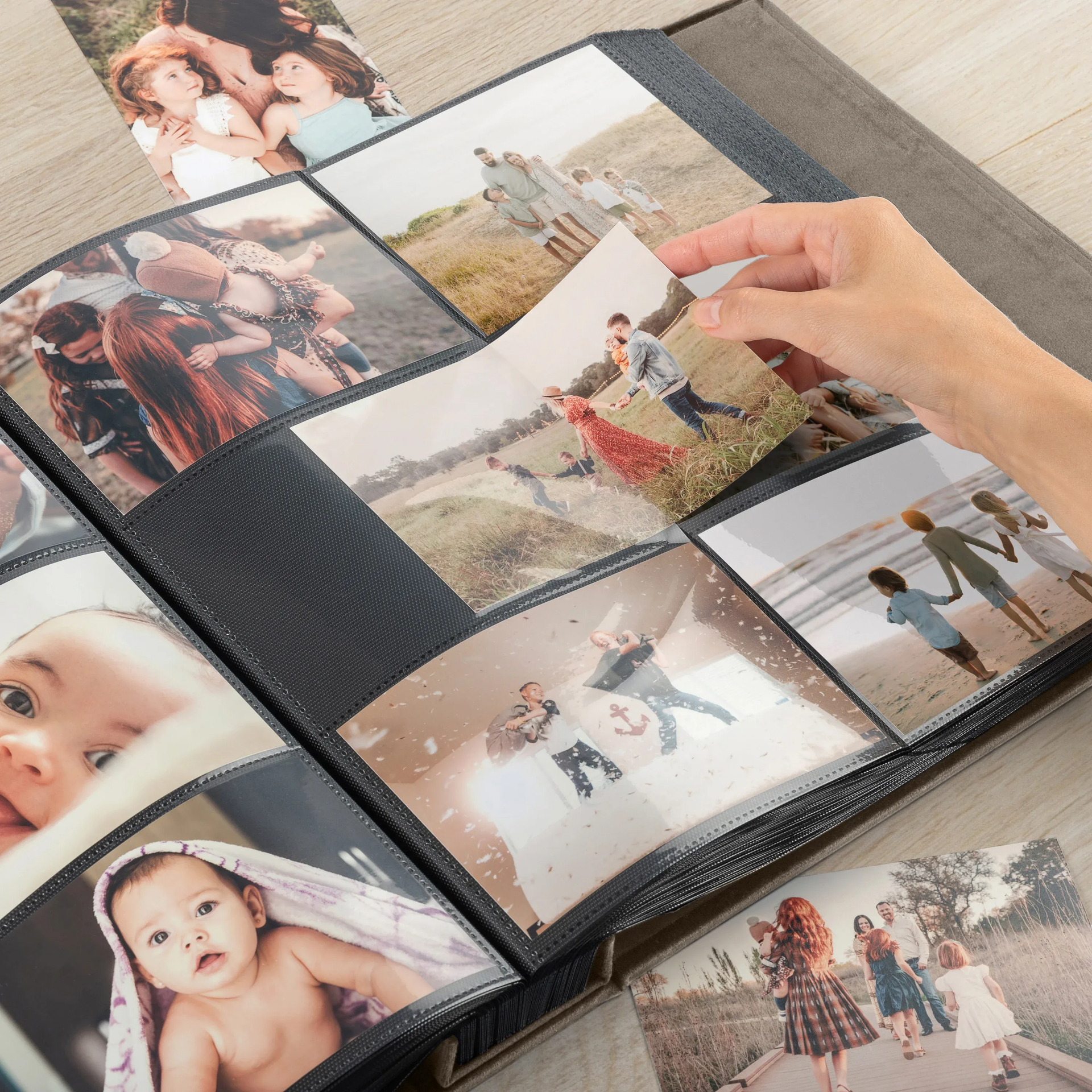 Velvet Slip In Photo Album for 120-1200 4x6 Photos, Design M27 - Image 2