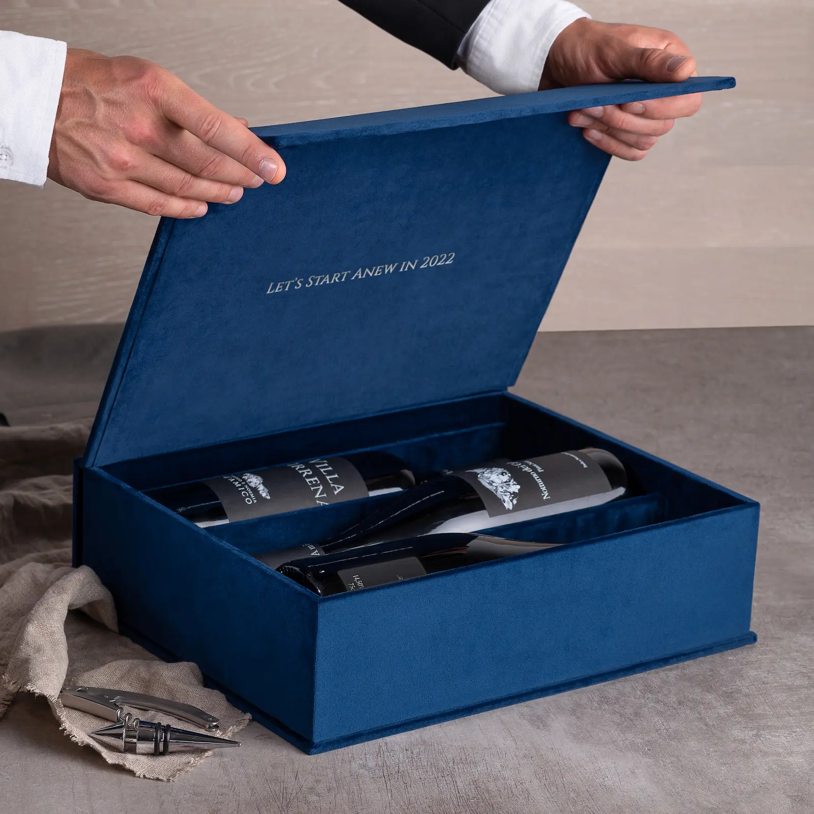 Velvet Wine Box for 3 Bottles