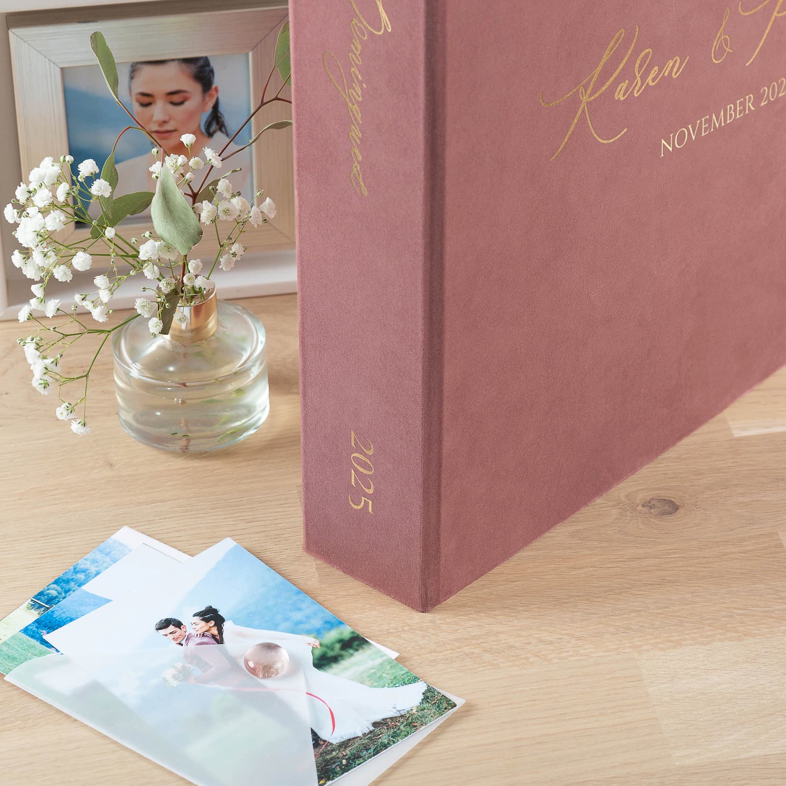 Velvet Slip In Photo Album for 100-1000 4x6 Photos - Image 2