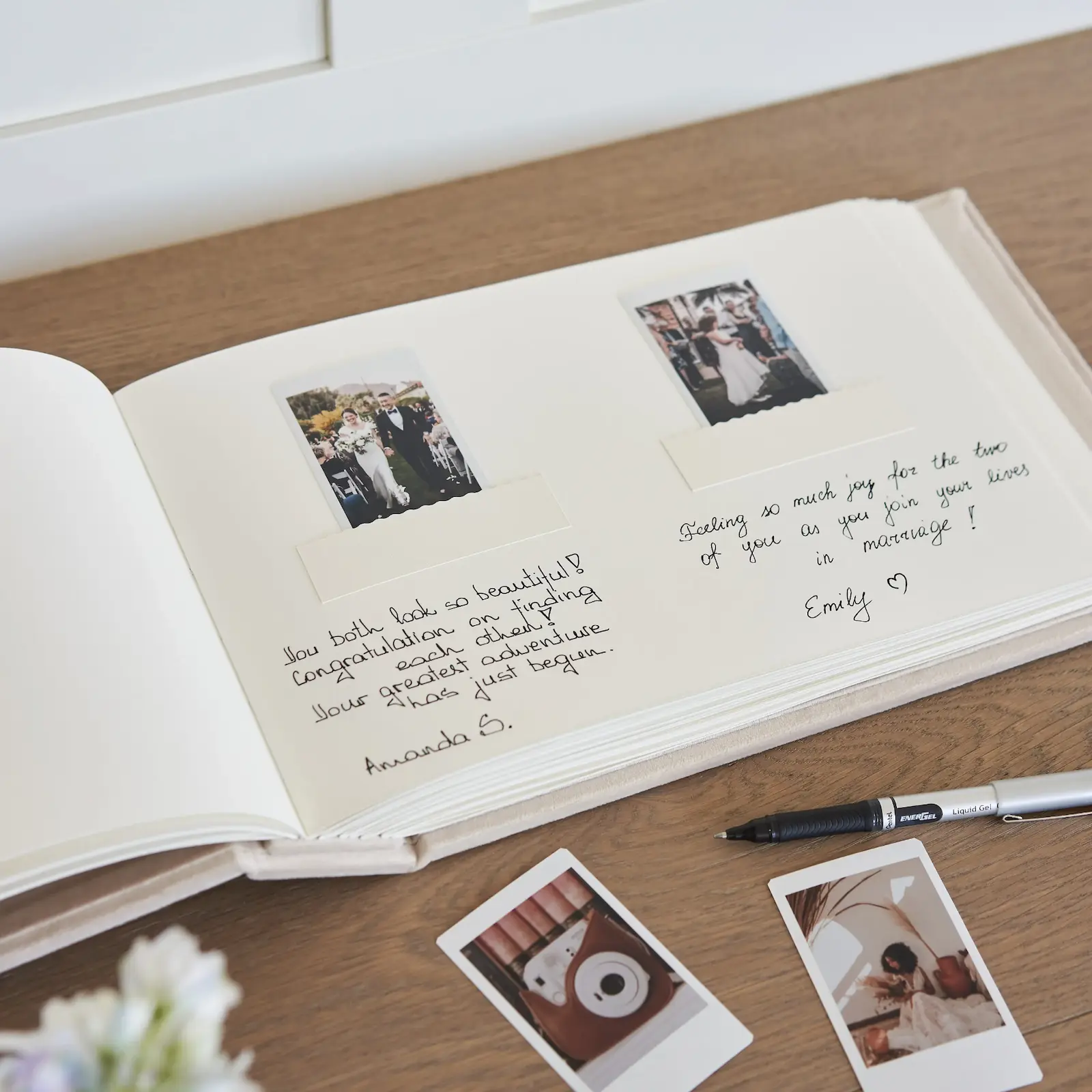 Velvet Wedding Guest Book - Image 3