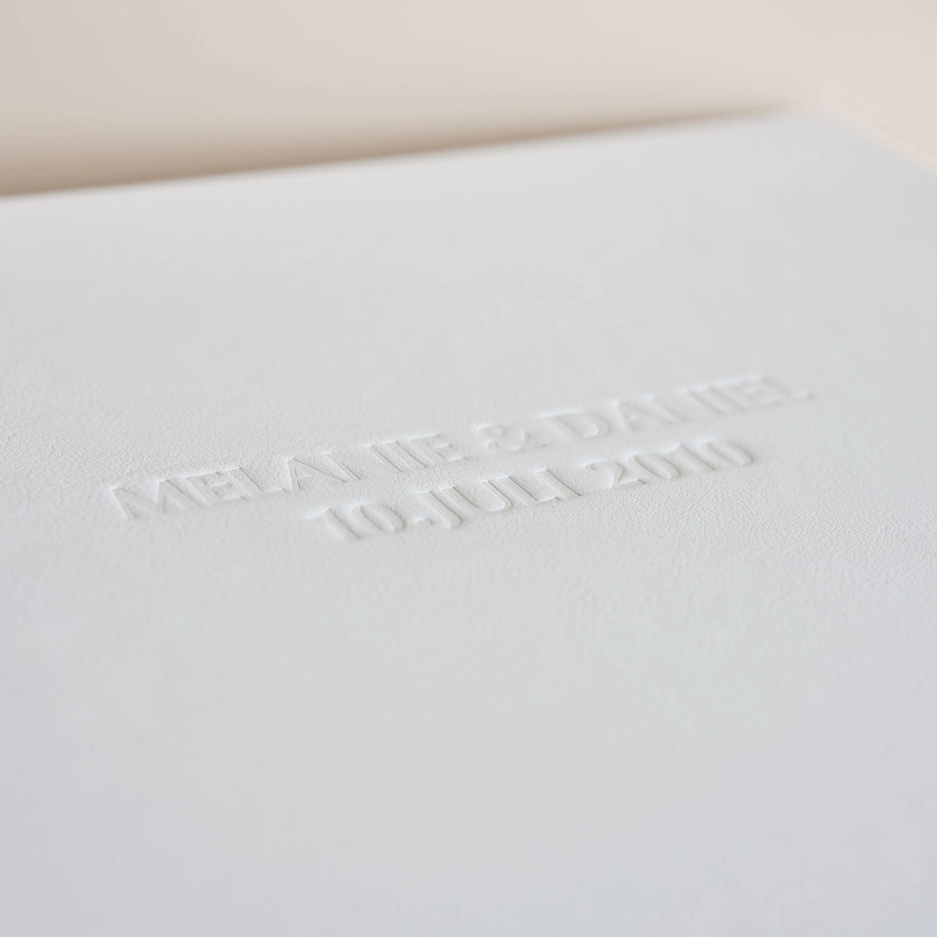 Leather Extra Large Traditional Album - Image 3