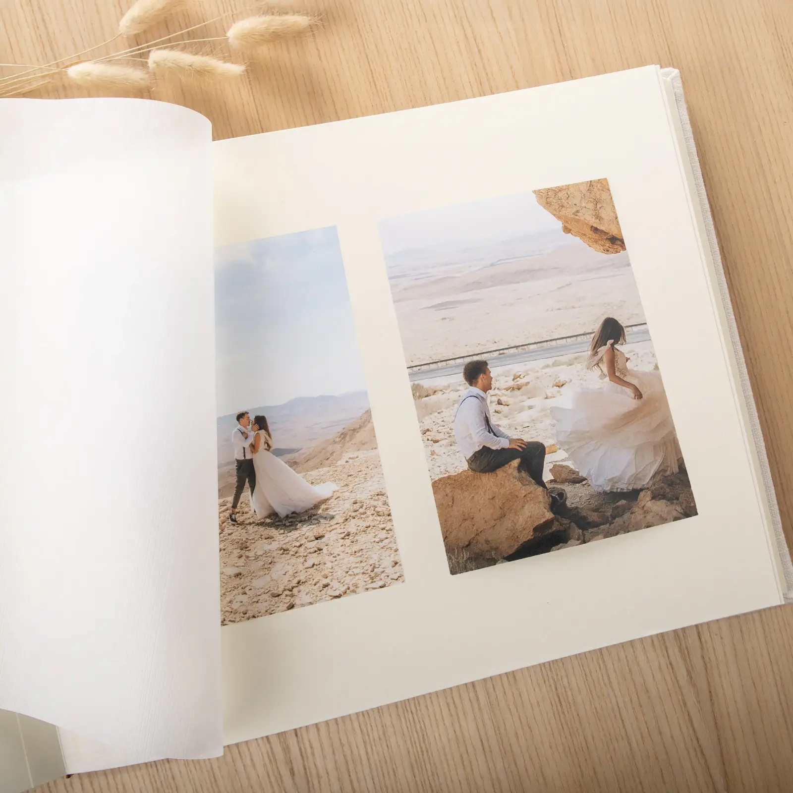 Linen Traditional Photo Album - Image 2