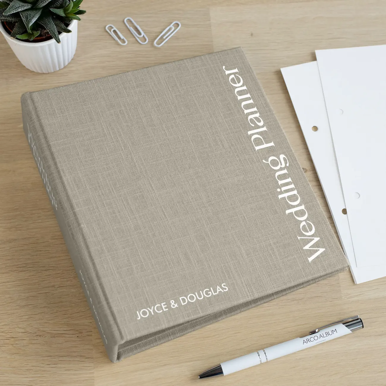 Linen Wedding Planner - Image 4