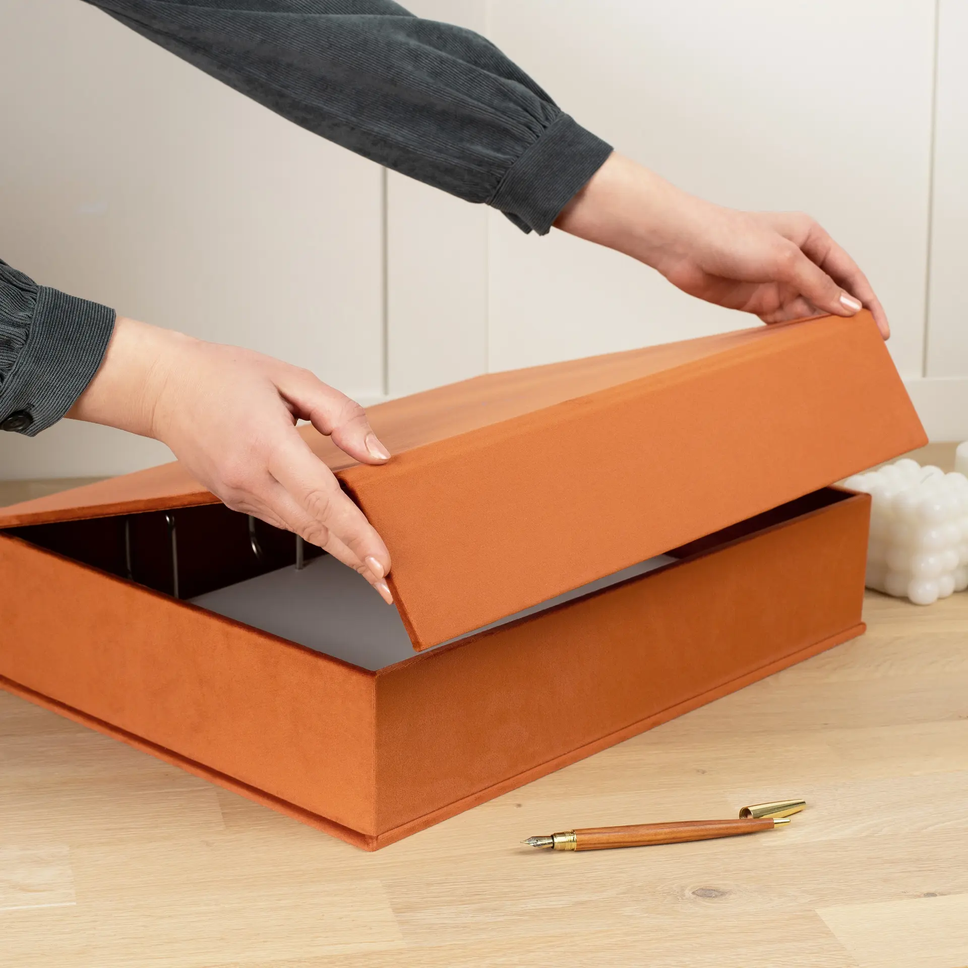 Velvet Ring Binder Box - Image 5