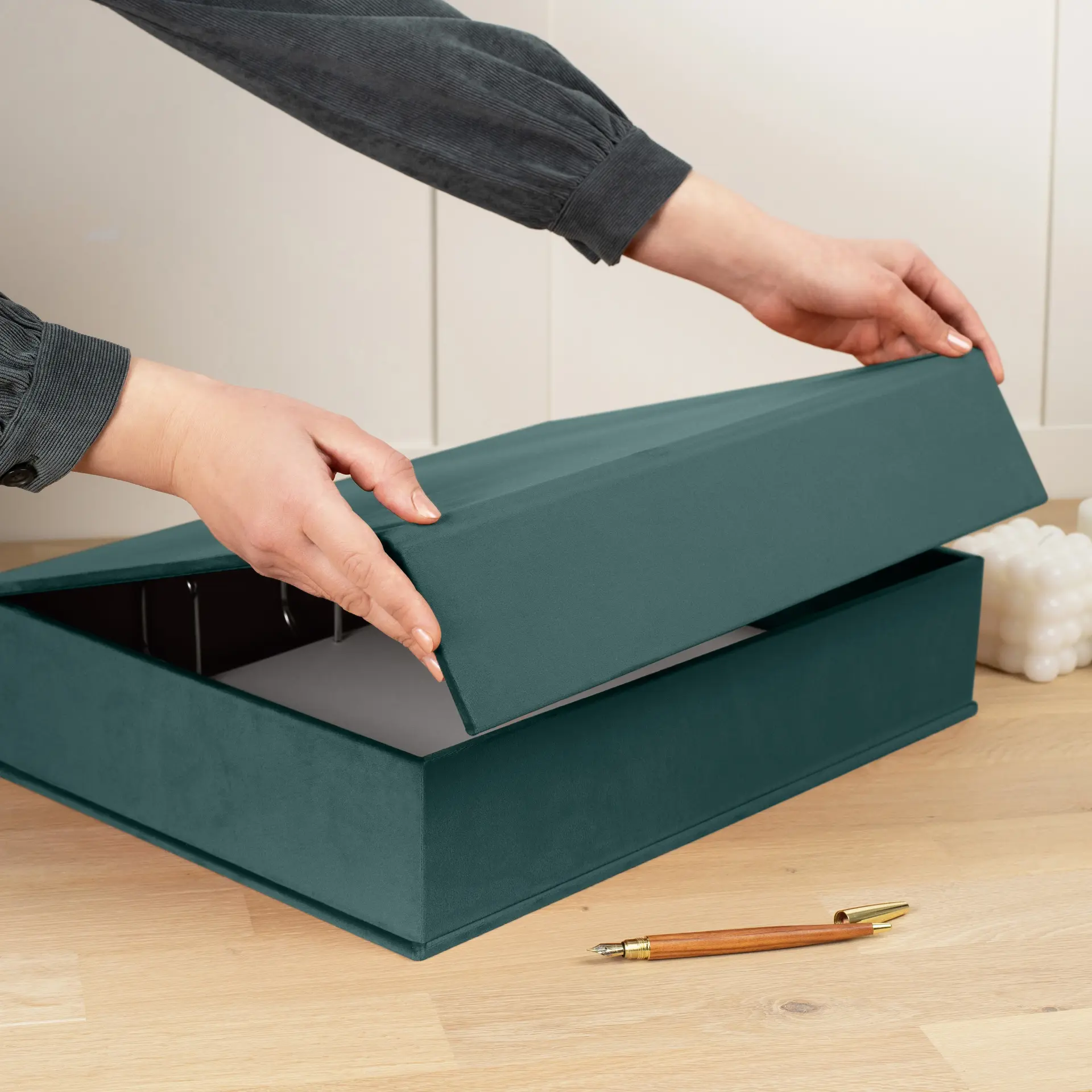 Velvet Ring Binder Box - Image 3