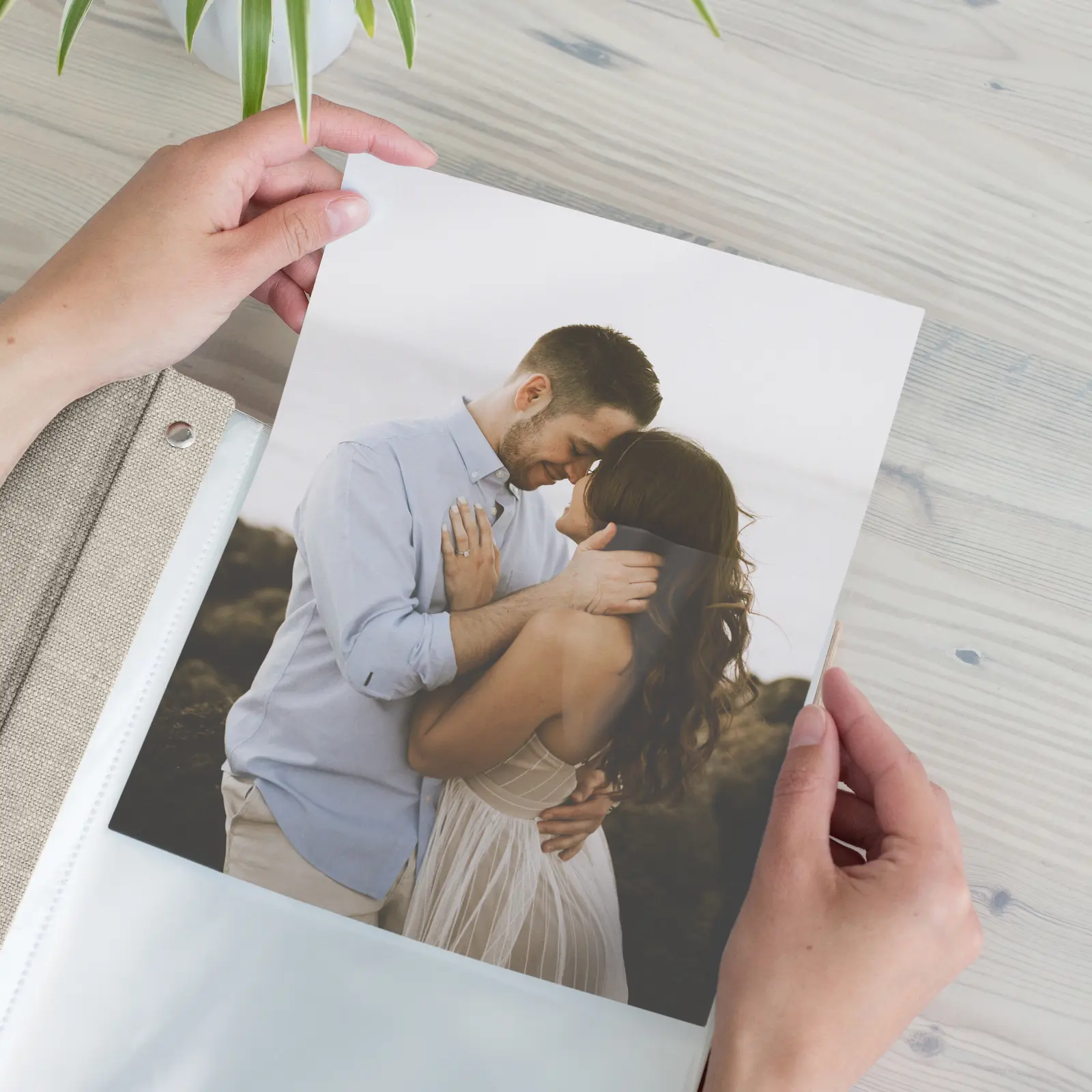 Linen Slip In Photo Album for 8x10 Photos - Image 4