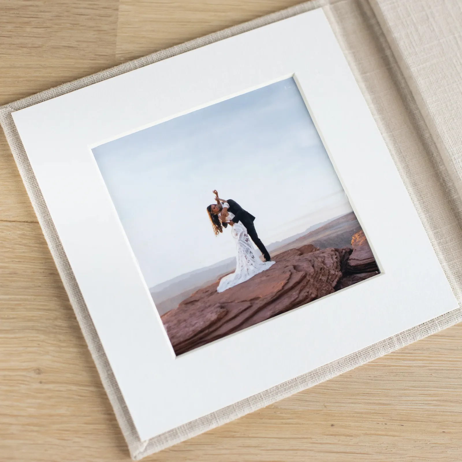 Linen USB Box - Image 2