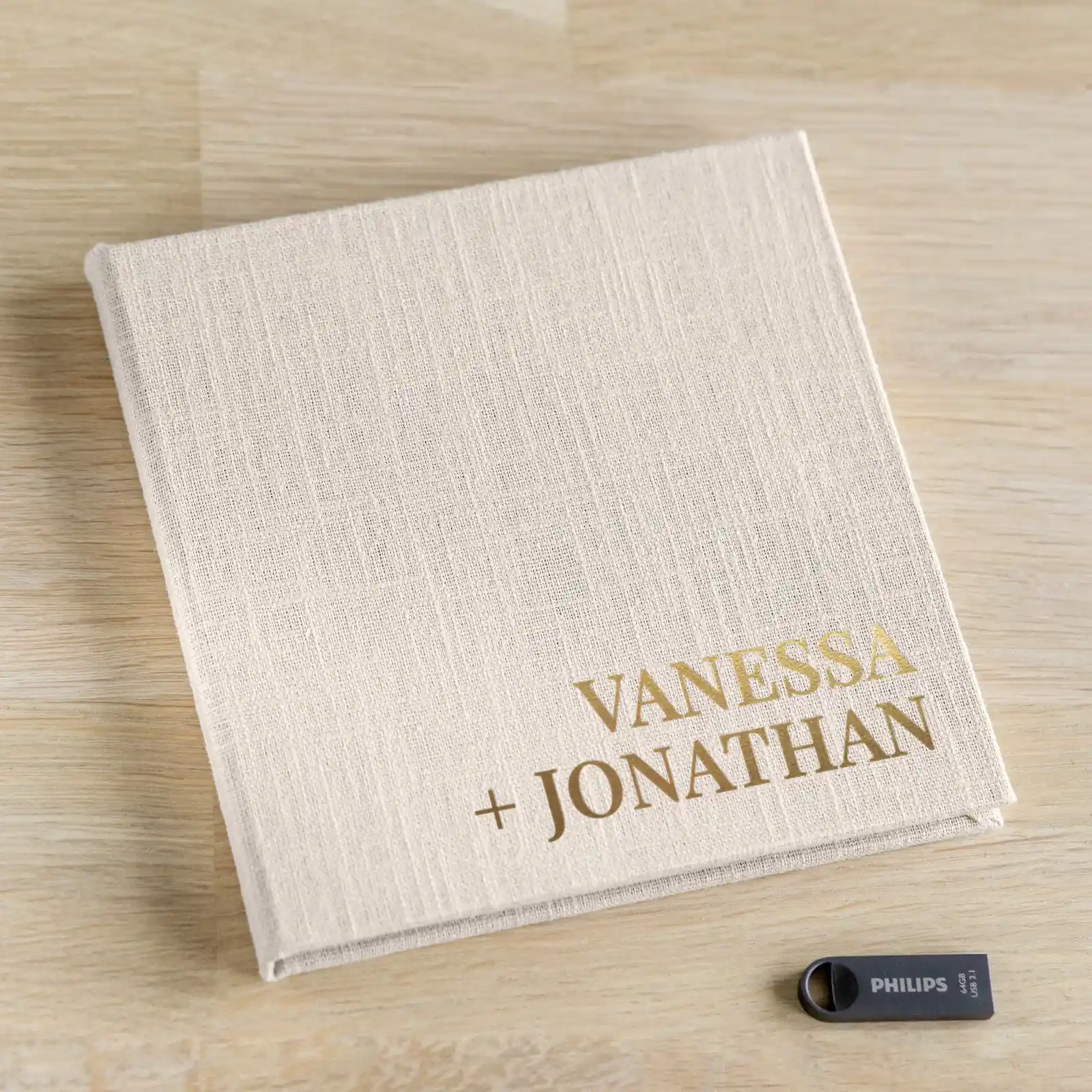Linen USB Box - Image 5