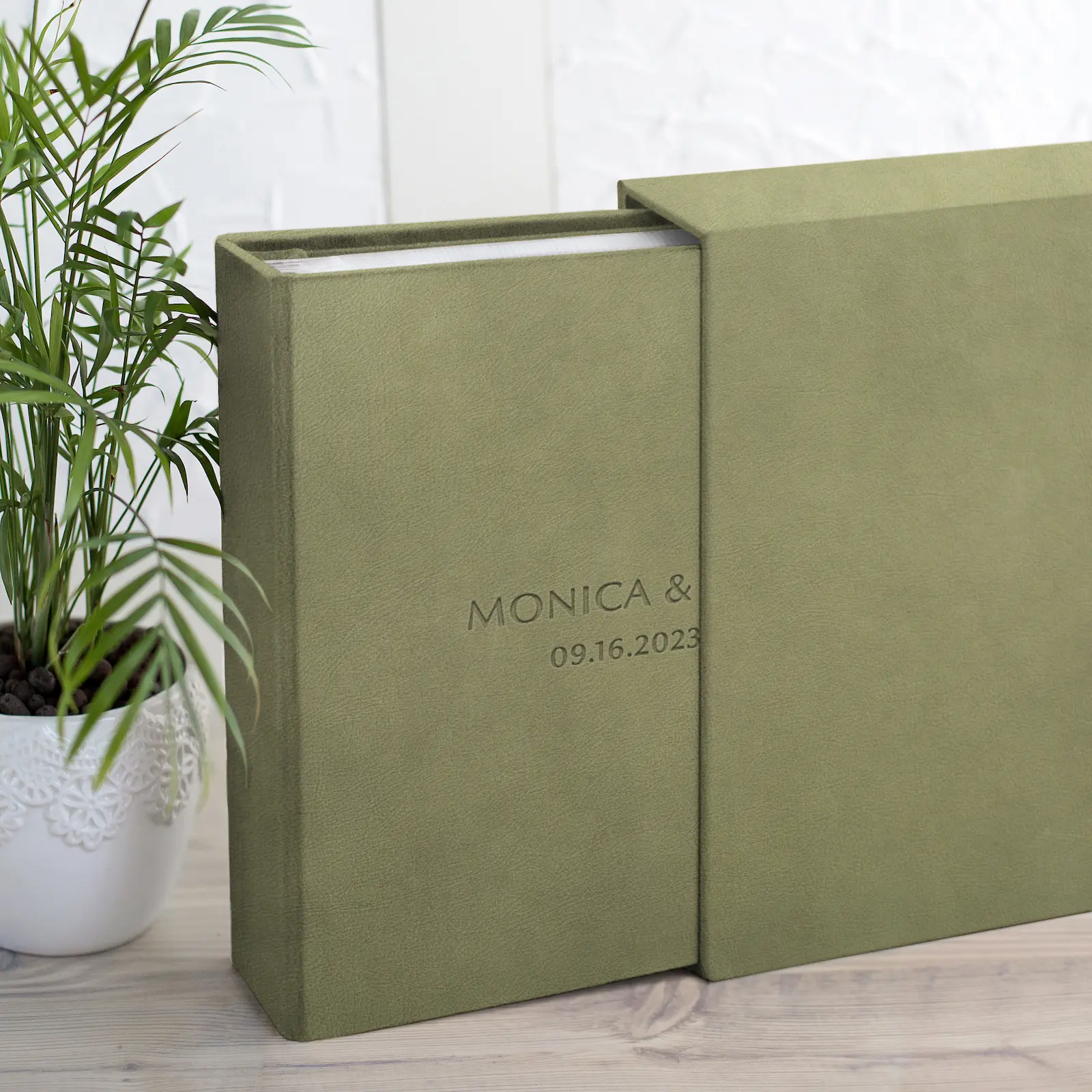 Leather Slip In Photo Album for 8x10 Photos - Image 7