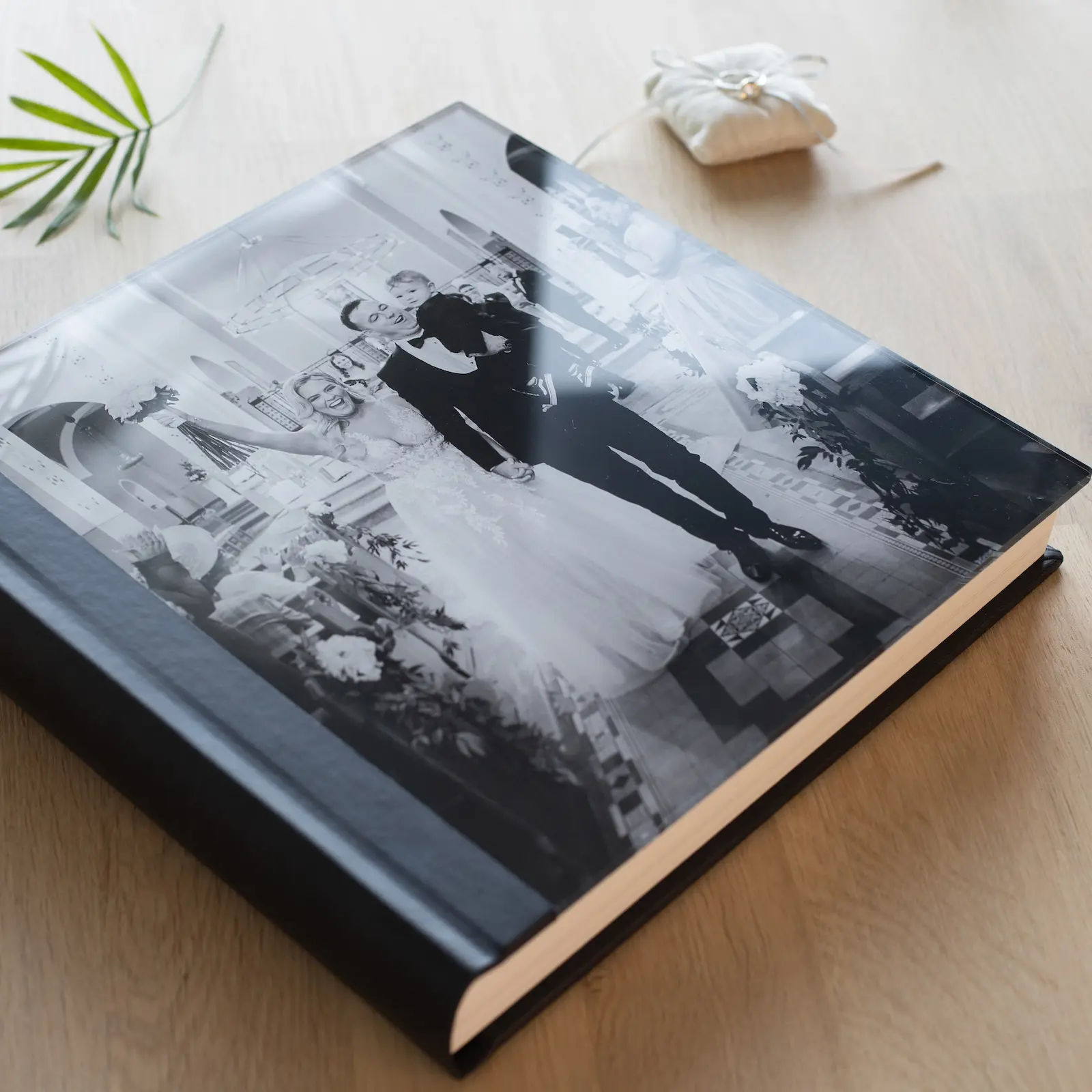 Leather Lay Flat Photo Album, Glass Cover - Image 4