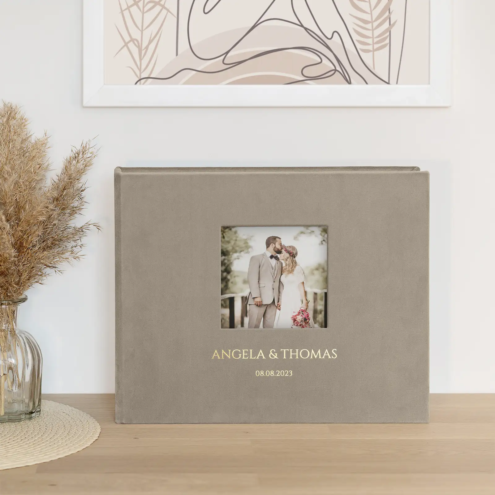 Velvet Wedding Guest Book - Image 4