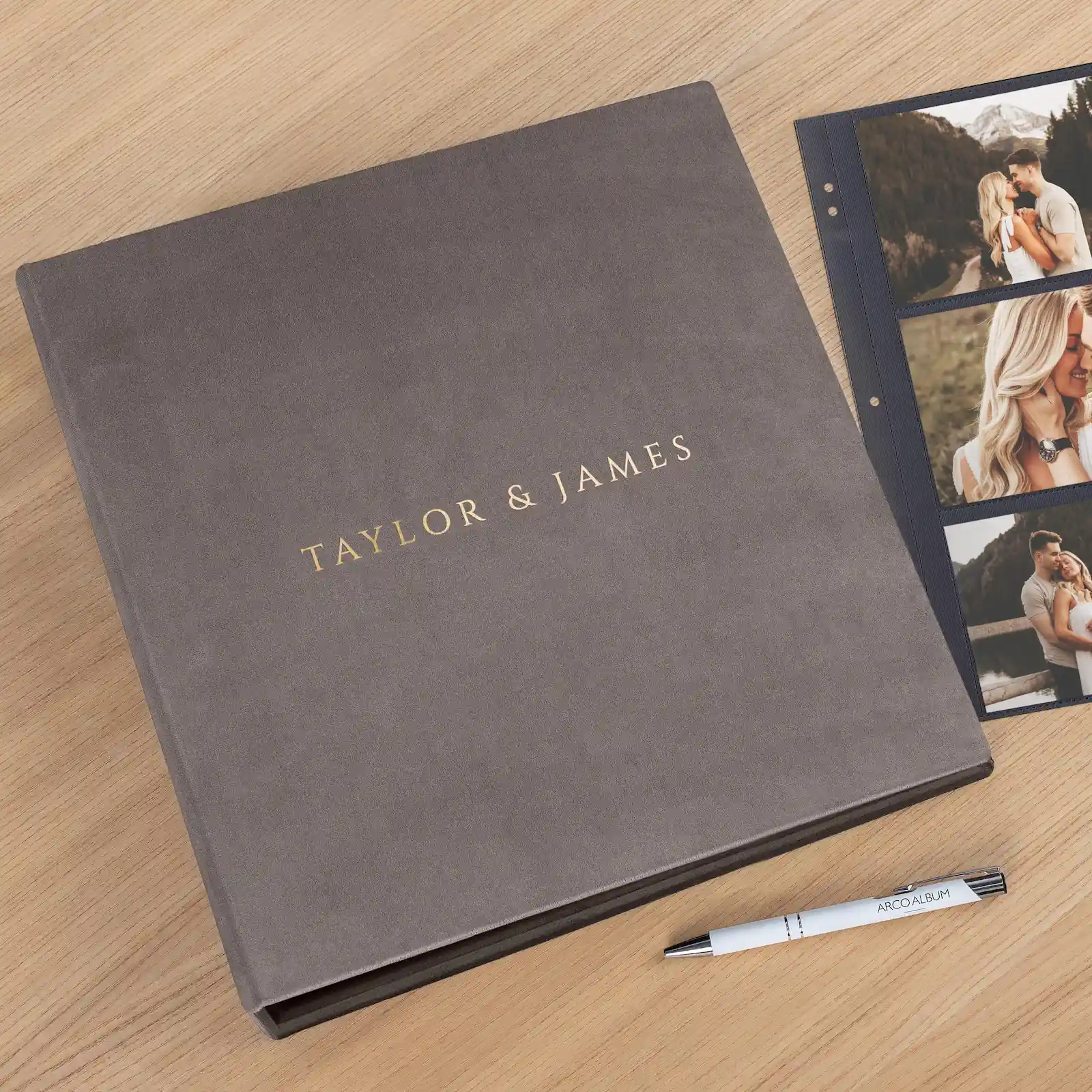 Velvet Ring Binder Photo Album for 100-1000 4x6 Photos - Image 3