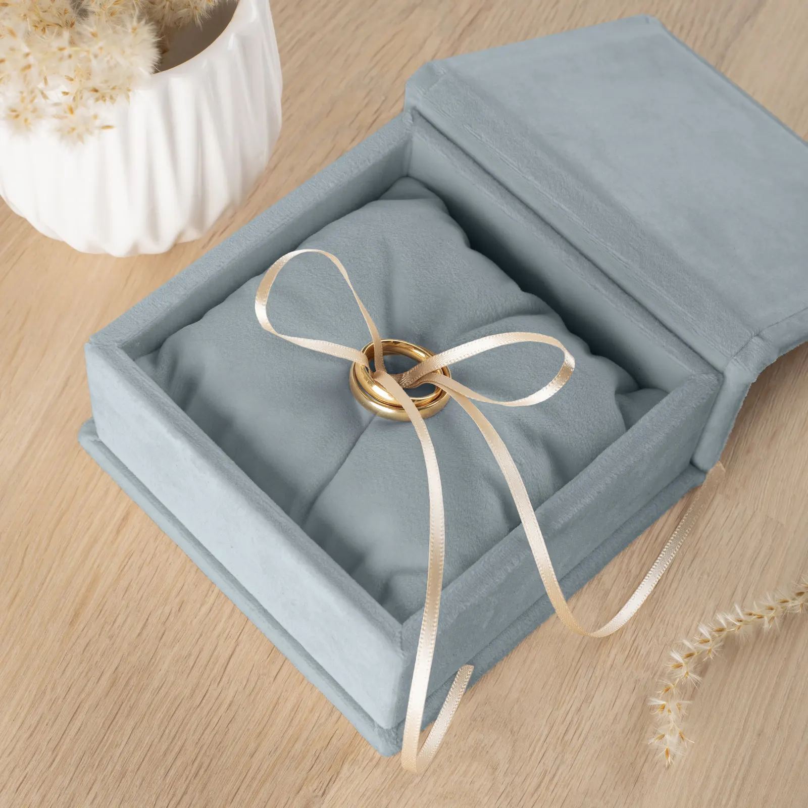 Velvet Ring Bearer Box - Image 2