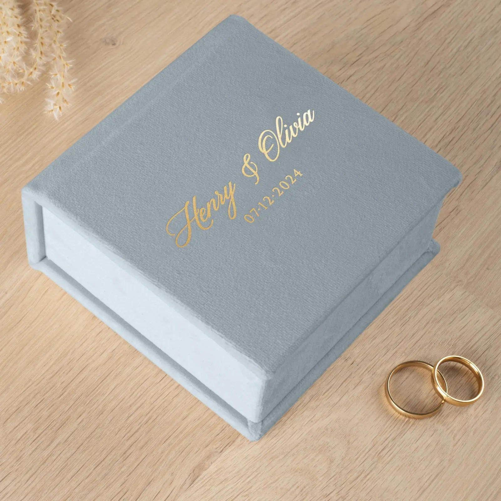Velvet Ring Bearer Box - Image 3