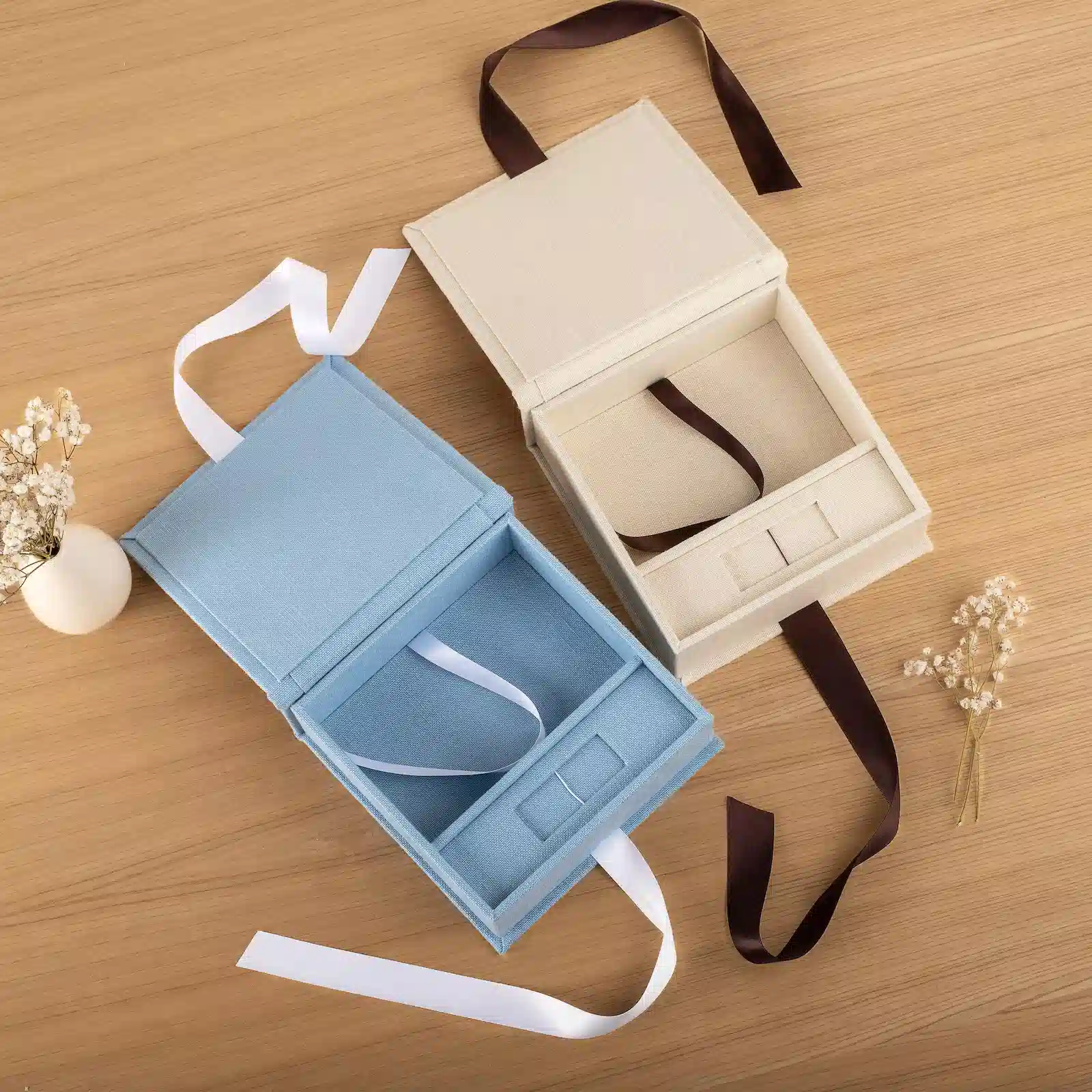 Linen Photo Box with USB Slot, Ribbon Closure - Image 6