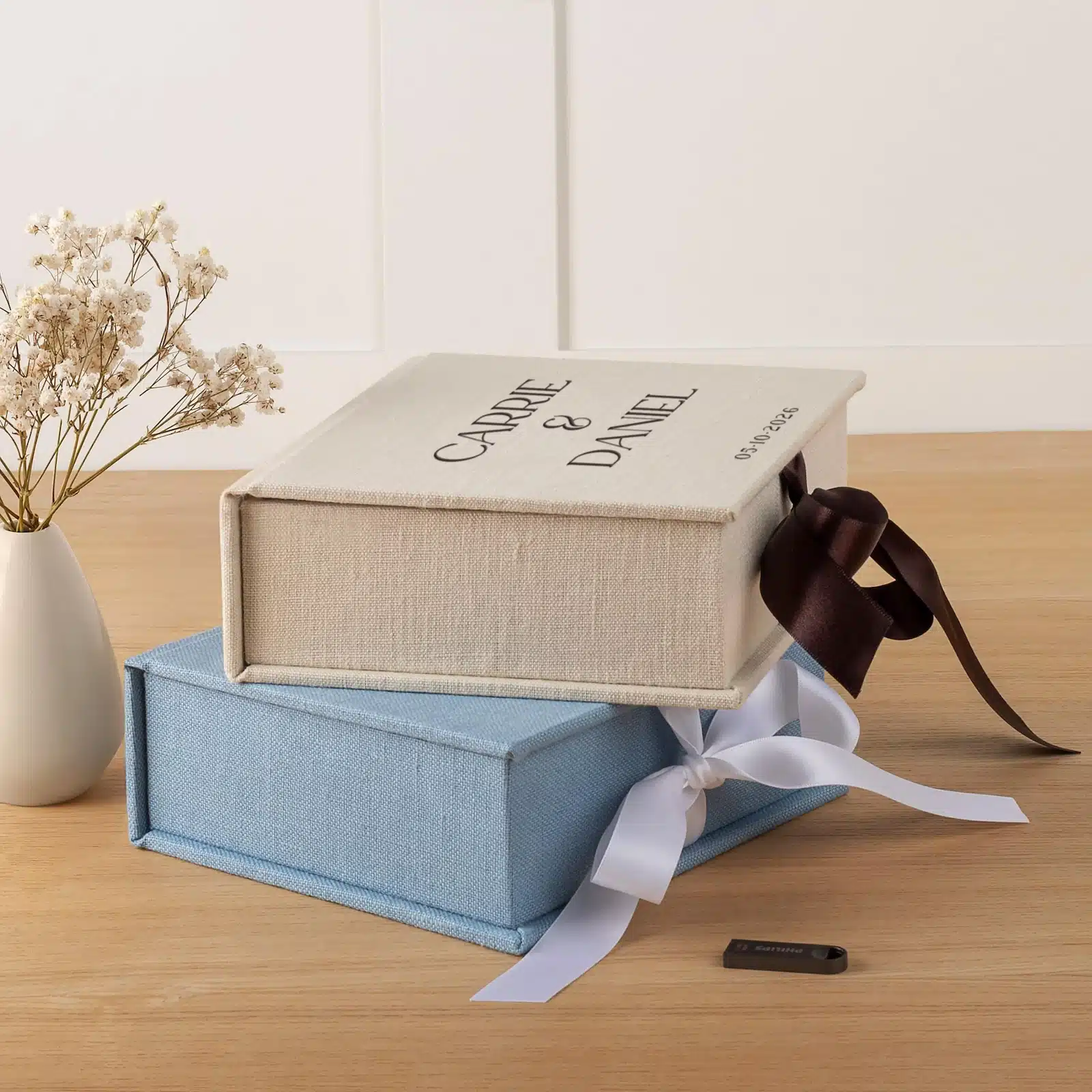 Linen Photo Box with USB Slot, Ribbon Closure - Image 5