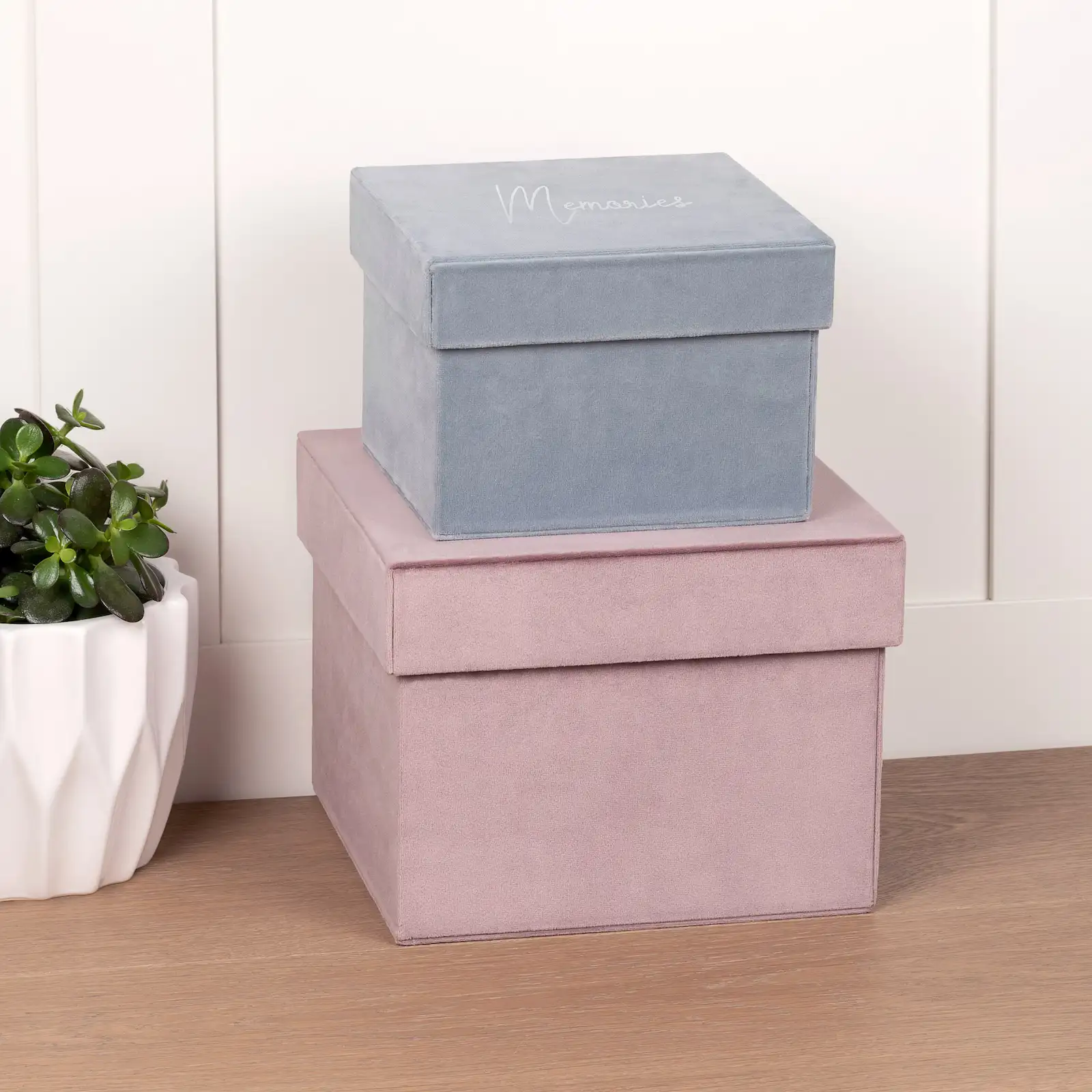 Velvet Memory Box with Lid - Image 4