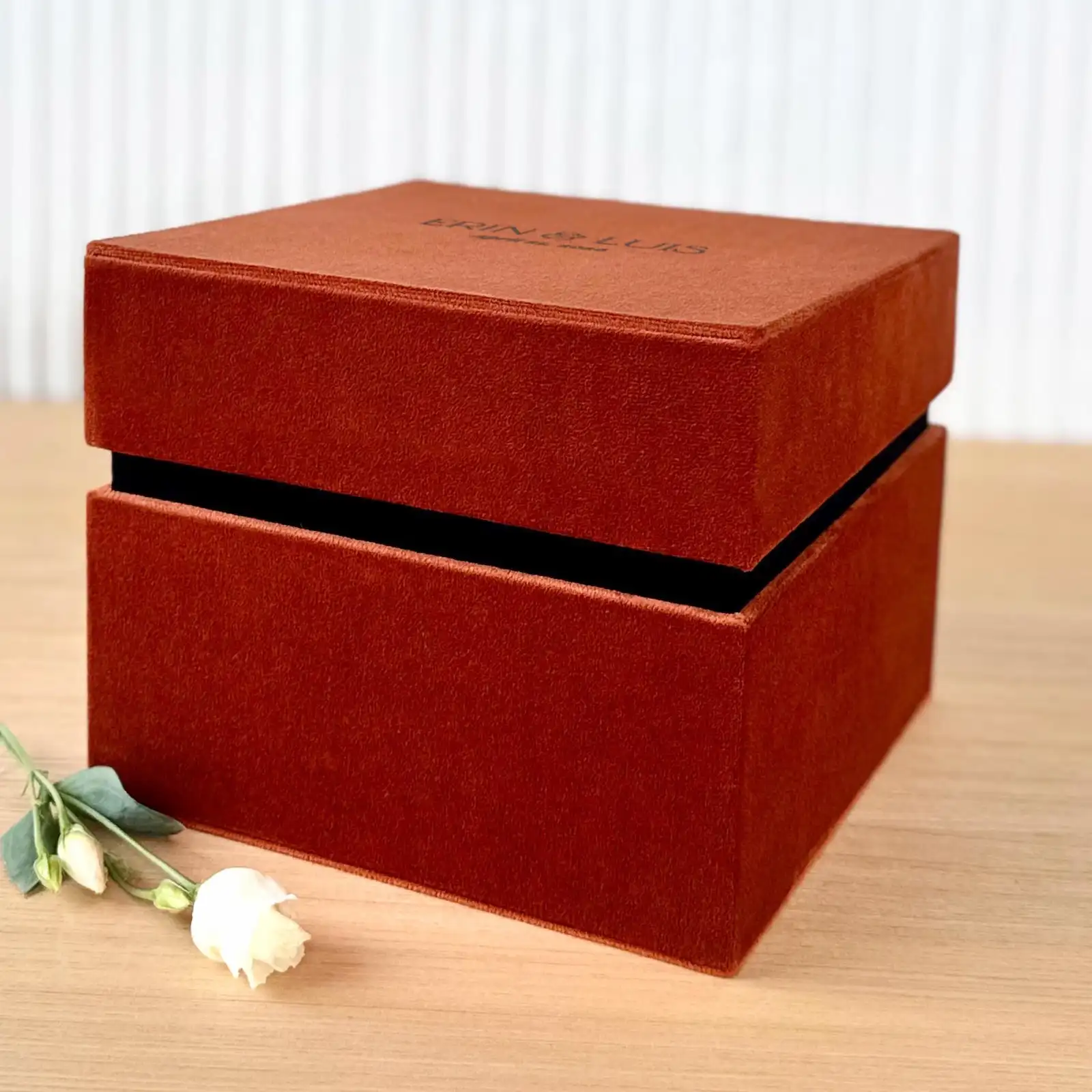 Two Tone Velvet Memory Box with Lid - Image 4